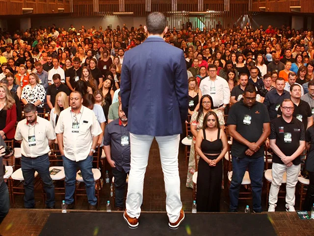 Essa aula foi preparada com um único propósito: te ajudar a reencontrar clareza e equilíbrio emocional. Assista até o final e viva essa experiência.