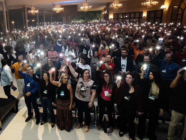 Essa aula foi preparada com um único propósito: te ajudar a reencontrar clareza e equilíbrio emocional. Assista até o final e viva essa experiência.