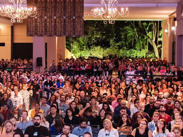 Essa aula foi preparada com um único propósito: te ajudar a reencontrar clareza e equilíbrio emocional. Assista até o final e viva essa experiência.