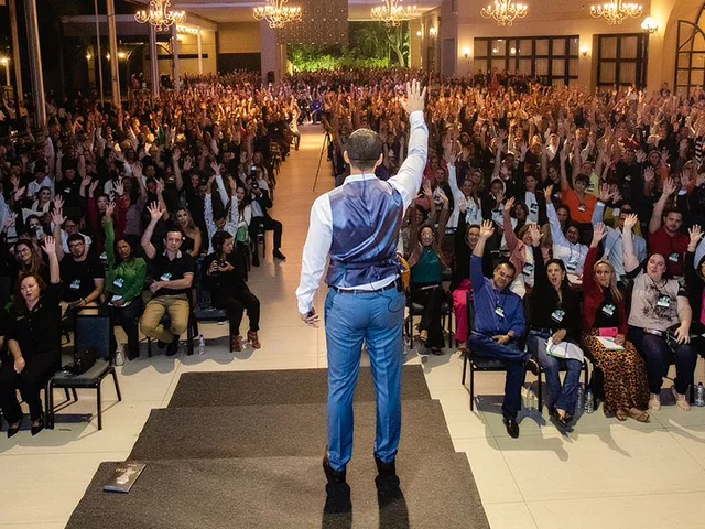 Essa aula foi preparada com um único propósito: te ajudar a reencontrar clareza e equilíbrio emocional. Assista até o final e viva essa experiência.